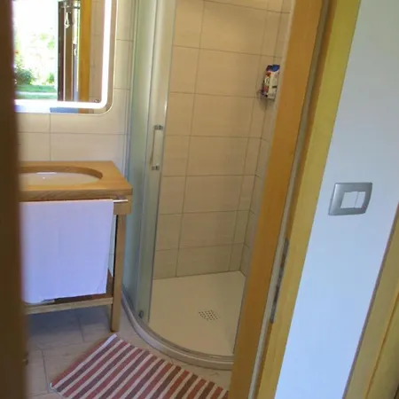 아파트 Apartma Elizabeth Srpenica